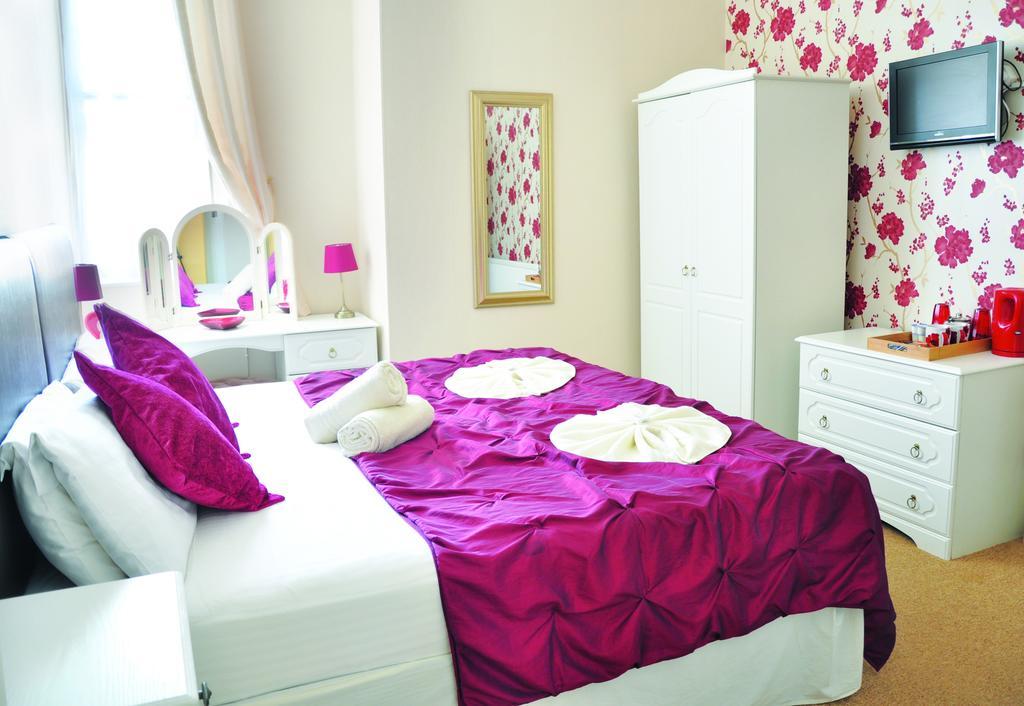 Atlantis Bed & Breakfast Torquay Room photo